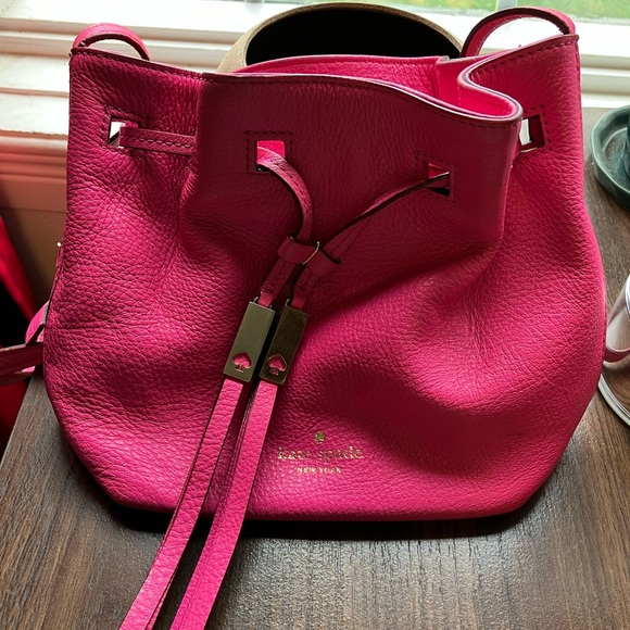 Kate spade “Grey Street” Cooper Tiny in Hot Pink - Picture 4 of 13